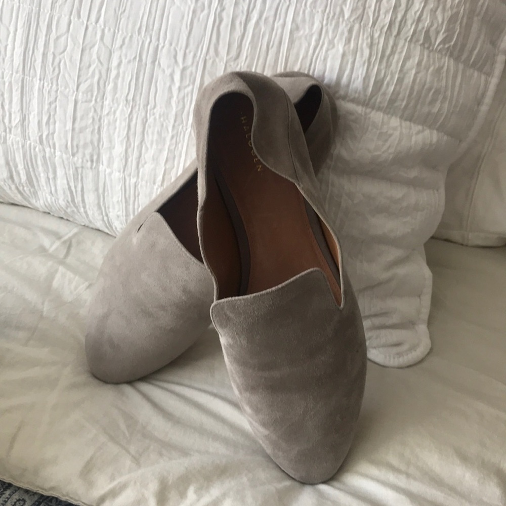 Slip on Halogen slip on loafers.